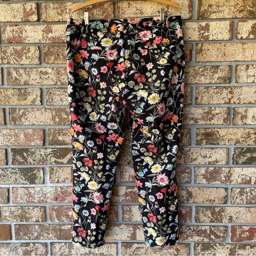 Loft The Riviera Pant Ladies Size 8 Gorgeous Florals! Side Pockets Excellent! - Picture 8 of 11